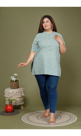 Plus Size Blue Cotton Floral Print Short Kurta-653